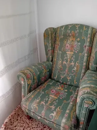 Sofá 3 plazas y 2 sillones floral