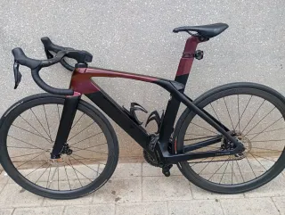 Trek Madone Aero 105 Di2 12v