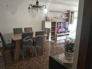 Piso en venta en Malilla en Valencia