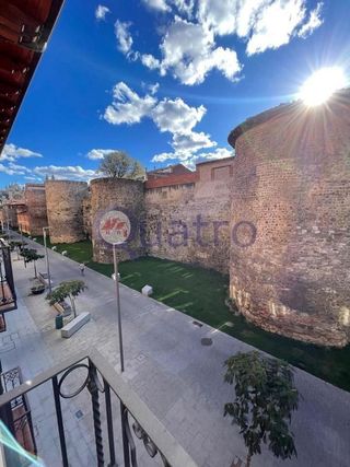Piso en venta en Casco Antiguo en León