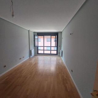 Piso en venta en La Chantría - La Lastra en León