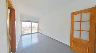 Piso en venta en Artigas - Llefià en Badalona