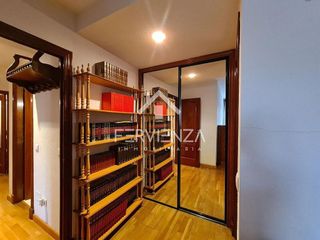 Piso en venta en Milán - Pumarín - Teatinos en Oviedo