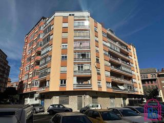 Piso en venta en La Chantría - La Lastra en León