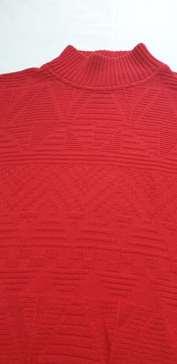 Jersey rojo mujer cuello alto