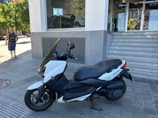 Yamaha Xmax 250