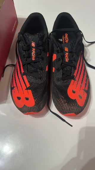 Zapatillas New Balance Running Negras Naranja