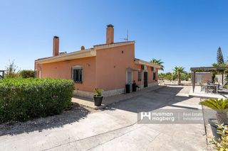 Casa en venta en Albatera