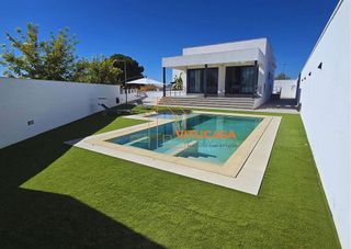 Chalet en venta en Oromana en Alcalá de Guadaira