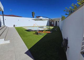 Chalet en venta en Oromana en Alcalá de Guadaira