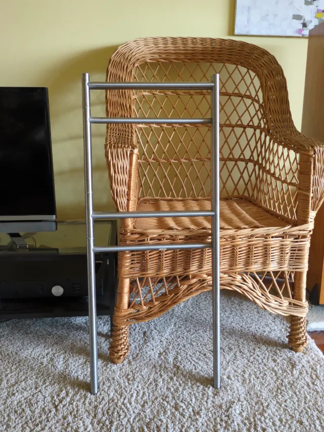 Toallero extensible Ikea metal plateado