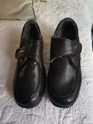 Zapatos de confort negros