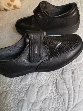Zapatos de confort negros