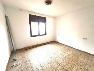 Piso en venta en Santa Rosa - Can Mariner en Santa Coloma de Gramanet