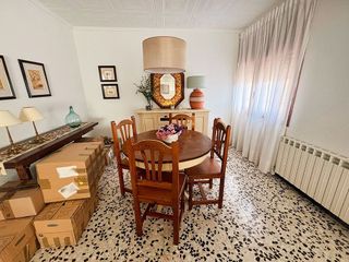 Casa adosada en venta en Tauste