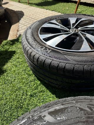 Volkswagen polo llantas 2021 