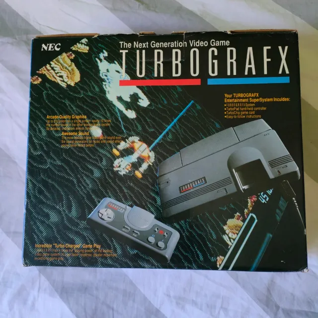 Consola NEC TurboGrafx con mando y juego