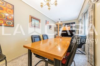 Piso en venta en Trinitat en Valencia