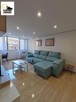 Piso en venta en Parque Ayala - Jardín de la Abadía - Huelín en Málaga