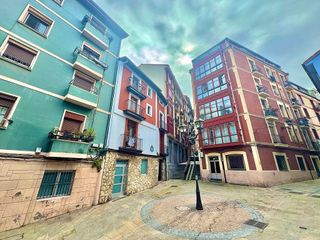 Piso en venta en Atxuri en Bilbao