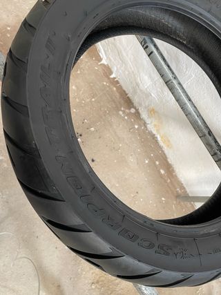 1x 150/70 R17 69V Pirelli Scorpion Trail2 