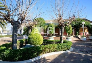 Chalet en venta en Caudete