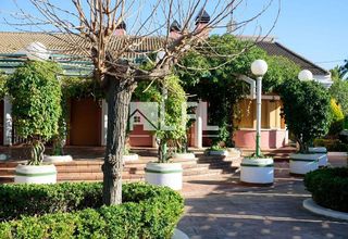 Chalet en venta en Caudete