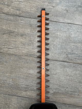 Tagliasiepi elettrico Black+Decker

