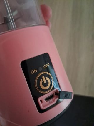 Batidora portátil recargable rosa