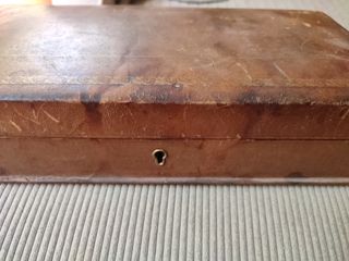 Caja de cuero vintage