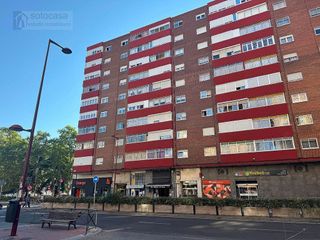 Piso en venta en Hospital en Valladolid