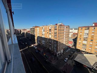 Piso en venta en Hospital en Valladolid