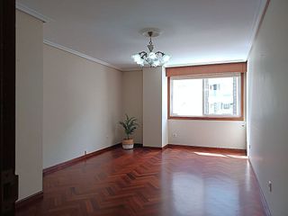 Piso en venta en Os Mallos - San Cristóbal en Coruña (A)