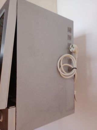 Microondas Taurus Grill, usado y funciona perfecta