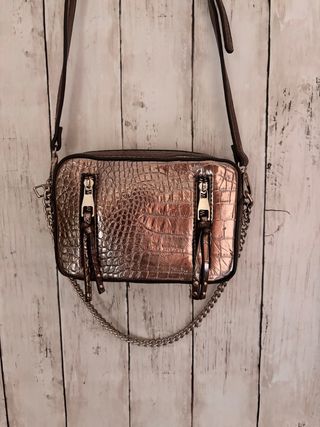 Bolso bandolera efecto piel cocodrilo