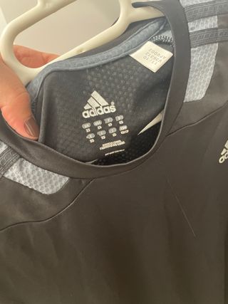 Camiseta Adidas niño negra y gris