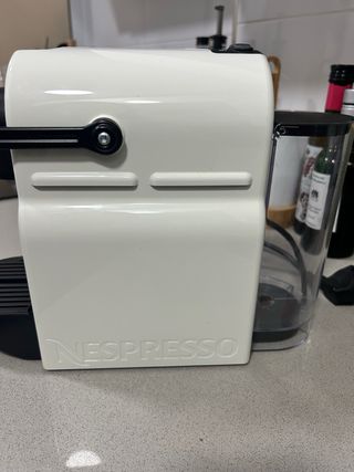 Cafetera Nespresso Krups Blanca