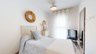Piso en venta en Los Pacos en Fuengirola