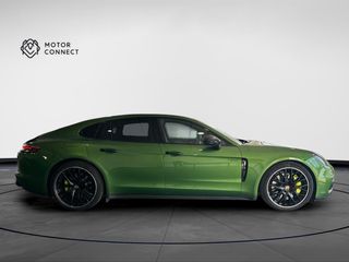 Porsche Panamera 4 E-Hybrid