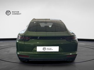 Porsche Panamera 4 E-Hybrid