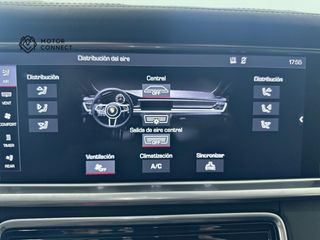 Porsche Panamera 4 E-Hybrid