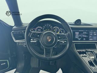 Porsche Panamera 4 E-Hybrid