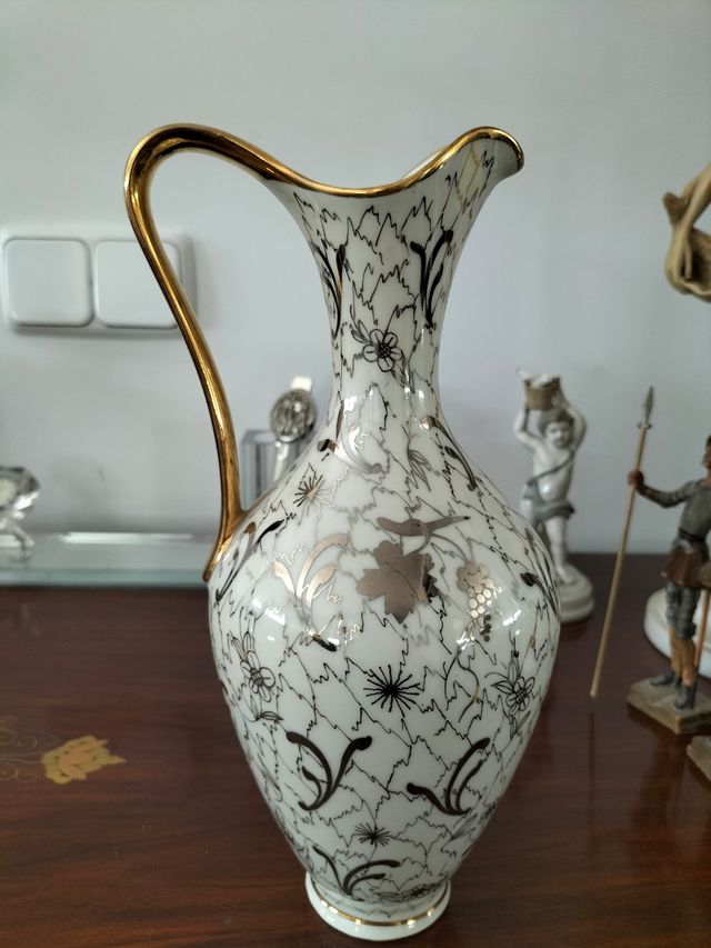 Jarrón de porcelana Schumann Bavaria dorado