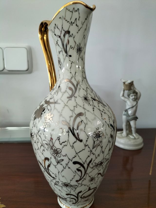 Jarrón de porcelana Schumann Bavaria dorado