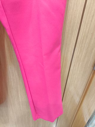Pantalón Zara fucsia