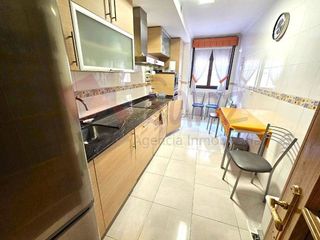 Piso en venta en Universidad - Los Lirios en Logroño