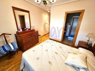 Piso en venta en Universidad - Los Lirios en Logroño