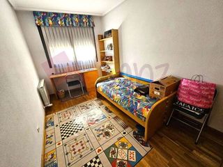 Piso en venta en Universidad - Los Lirios en Logroño