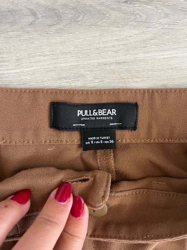 Pantalones campana Bershka marrones talla S