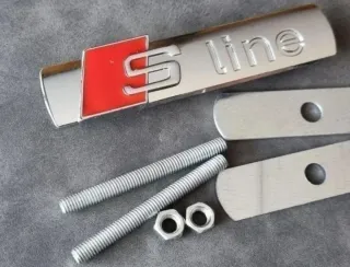 Logo Emblema Audi Sline Parilla Calandra Rejilla 